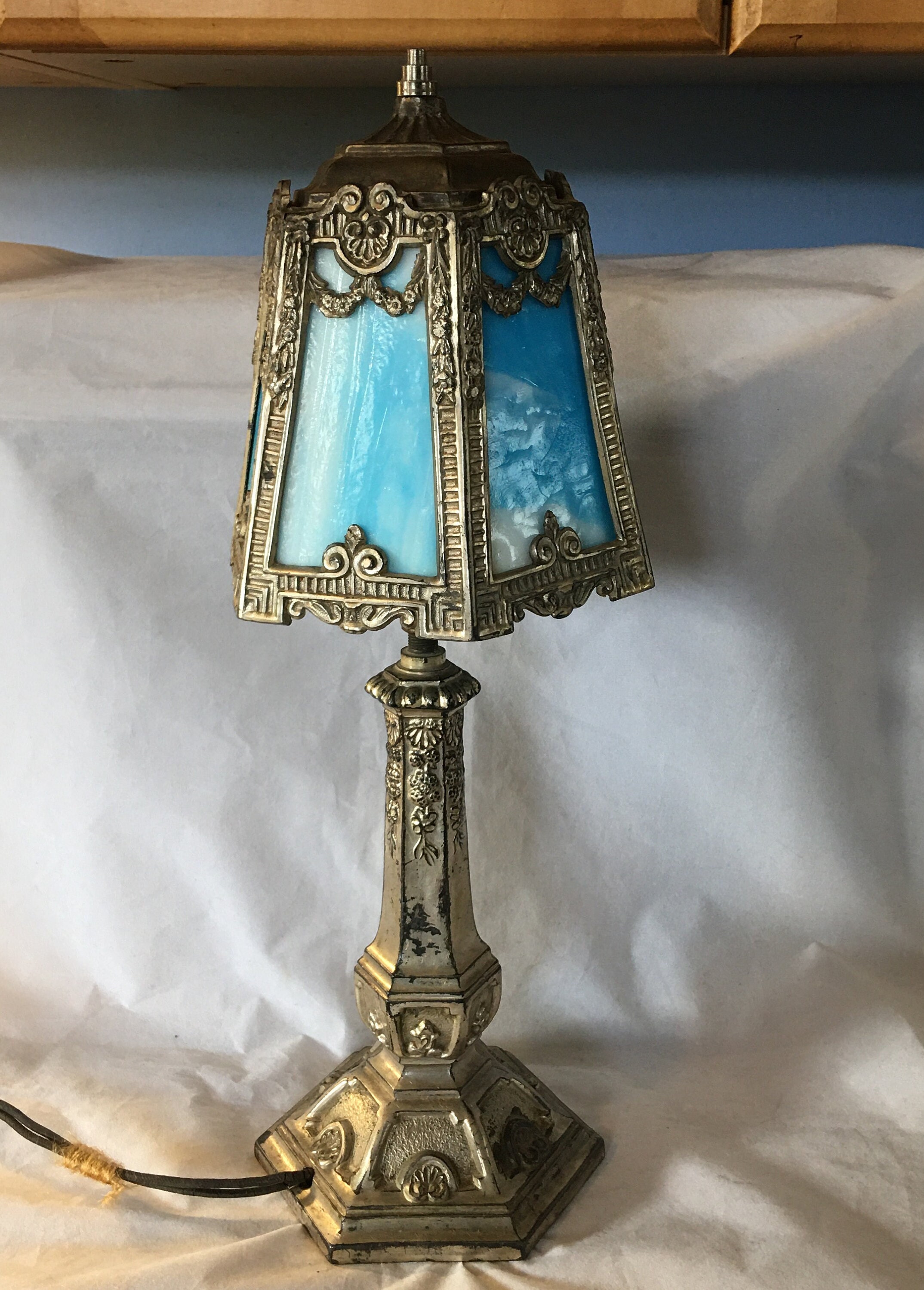Blue slag glass lamp deals