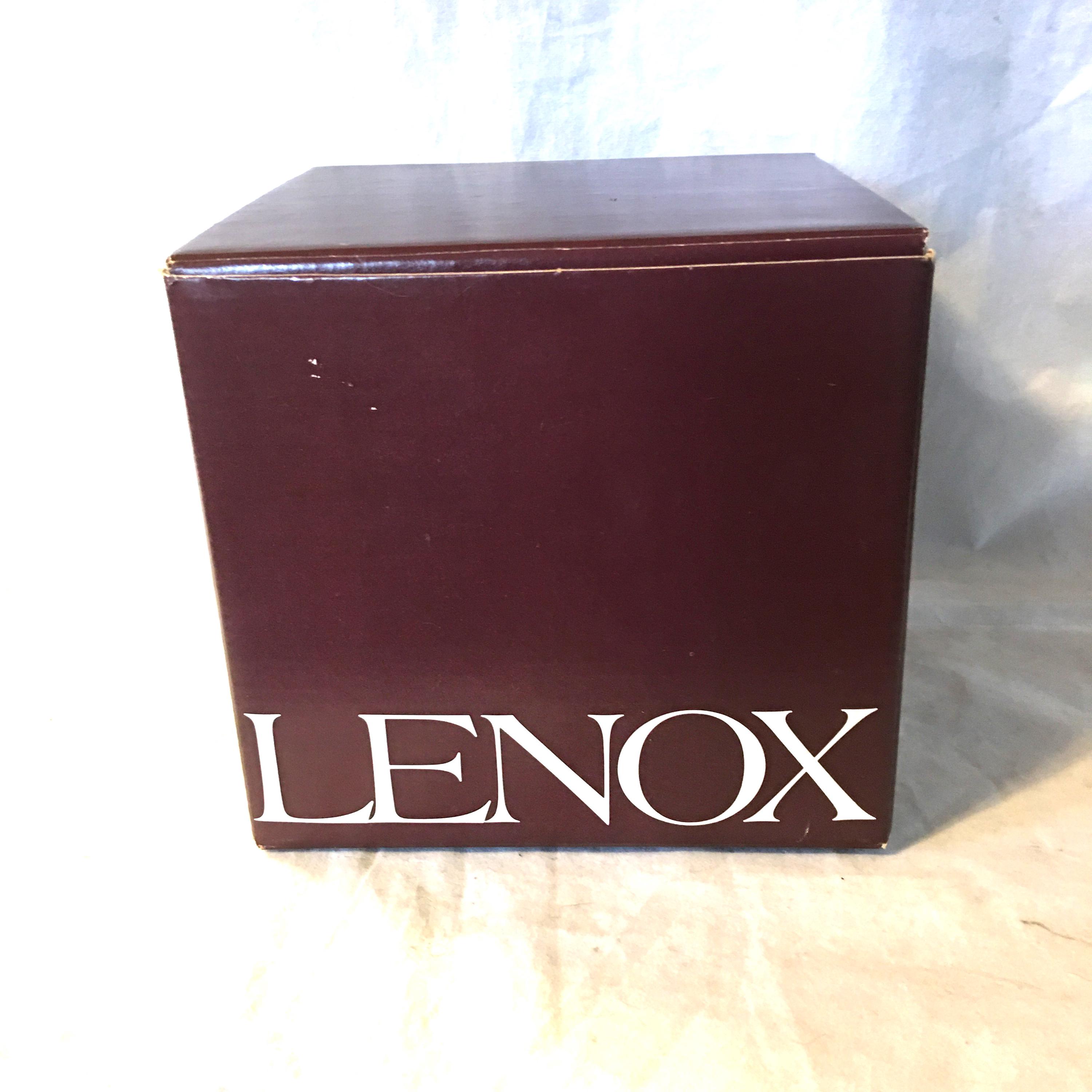 Porte-bougie Phare Lenox En Cristal Fin - Forme De Phare