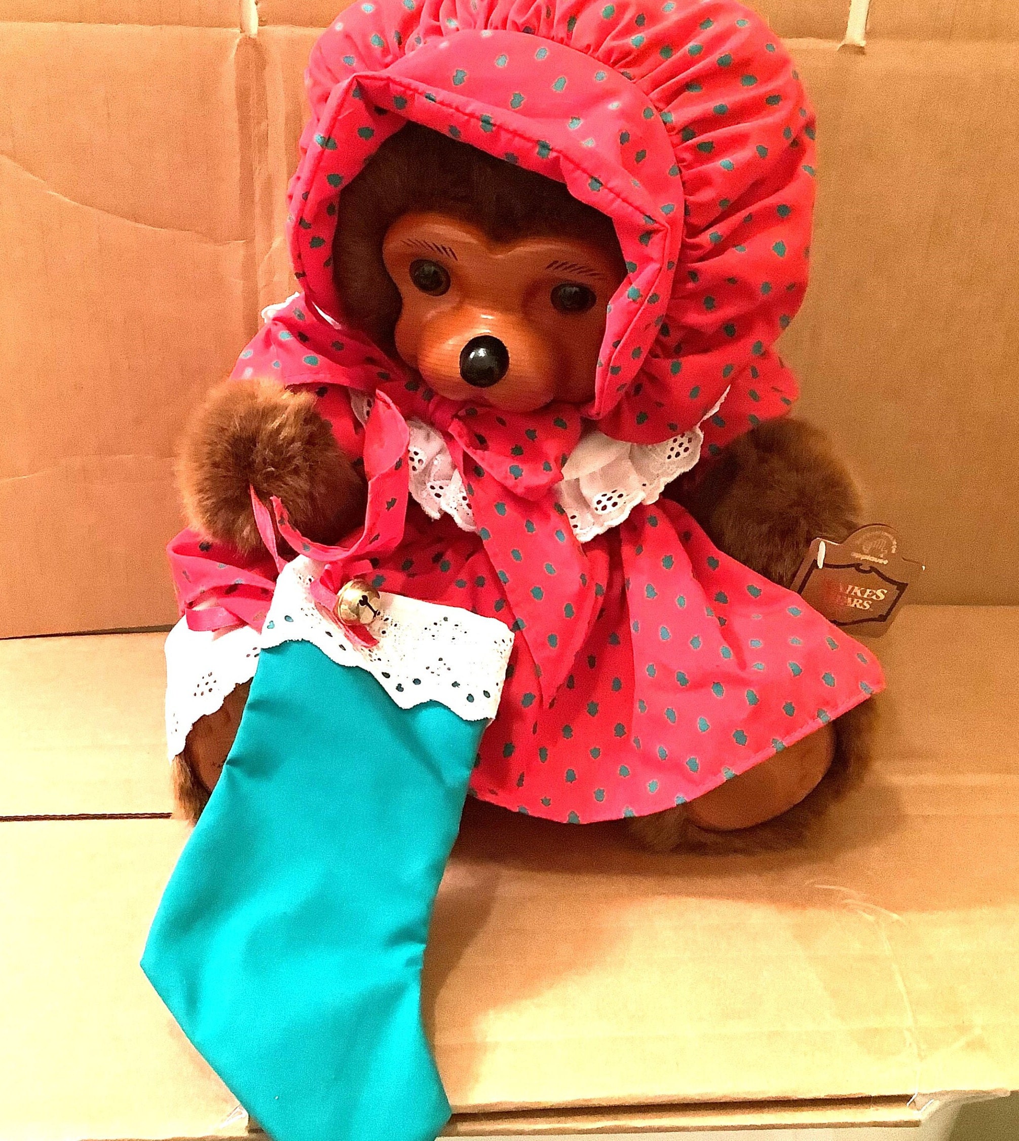 Vintage 1991 Robert Raikes Nicolette Christmas Bear Wooden Face