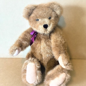 Vintage 1990s Boyds Bears   &quot; Churchill &quot;  a Jointed Brown Bear With Purple Bow from  Boyds Archive Collection