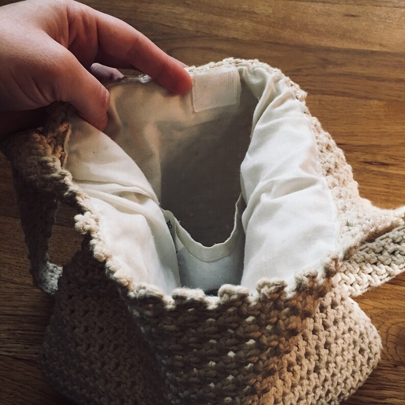 Vintage Boho Macrame Messenger Bag with added Agate Stone.