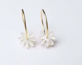 Mother of pearl creoles with genuine MOP daisy flowers, spring refresh earrings, bloomy blossom style wedding accessories for the bridesmaid