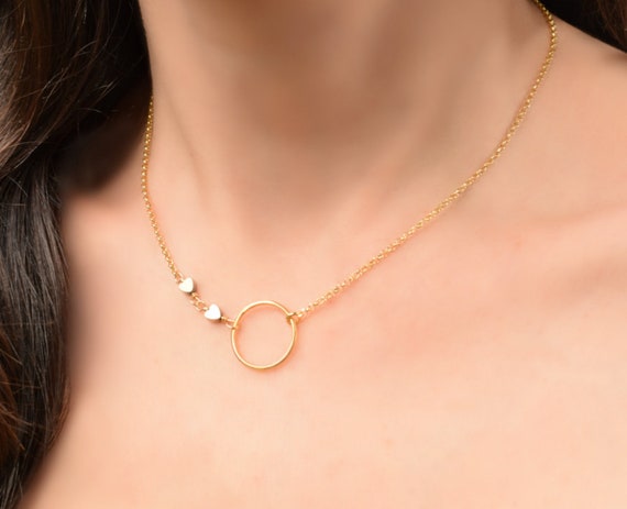 collier ras de cou o collier ras de cou o