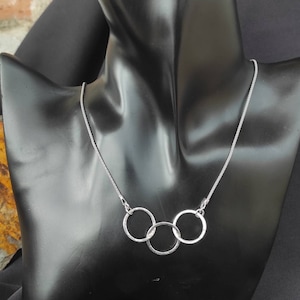 Collar en Plata 925 3 Circulos