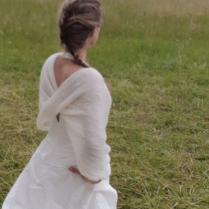 cape de mariage chaude - dos nu - laine mohair produite et tricotée en Bourgogne [cape Infini] La Fée Mohair