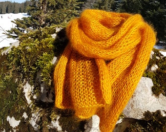 Soft, warm, and lightweight scarves - mohair wool produced and knitted in Burgundy, choice of colors [thera scarf] La Fée Mohair