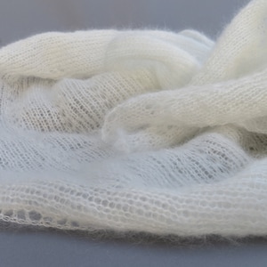 étole de mariage chaude laine mohair produite et tricotée en Bourgogne étole Babochka La Fée Mohair imagen 8