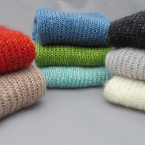 ponchos chauffes épaules-laine mohair produite et tricotée en Bourgogne, couleurs au choix poncho urbainLa Fée Mohair image 4