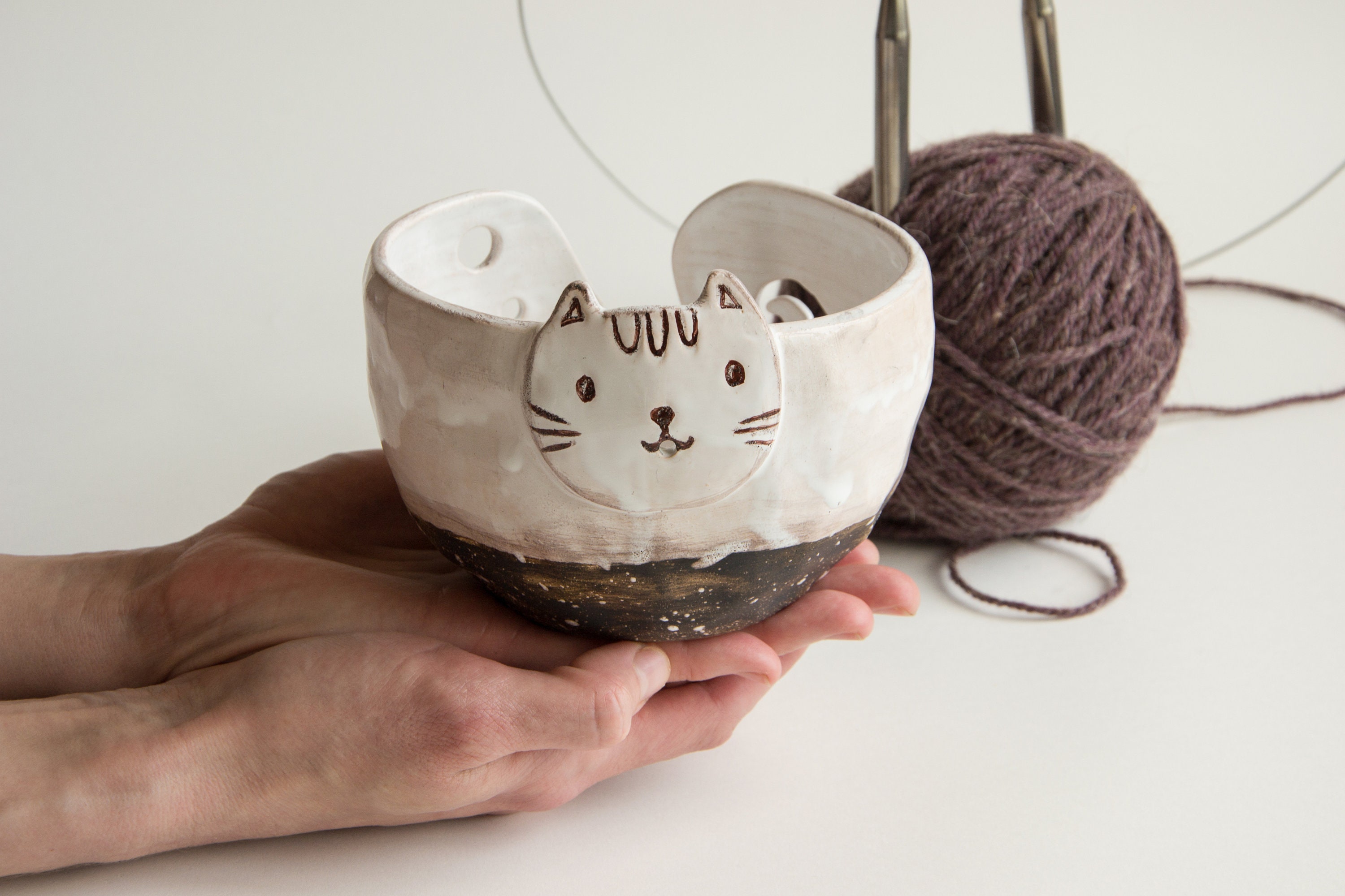 Ceramic Cat Yarn Bowl Yarn Holder A Darn Good Yarn Novelty Funny Cute