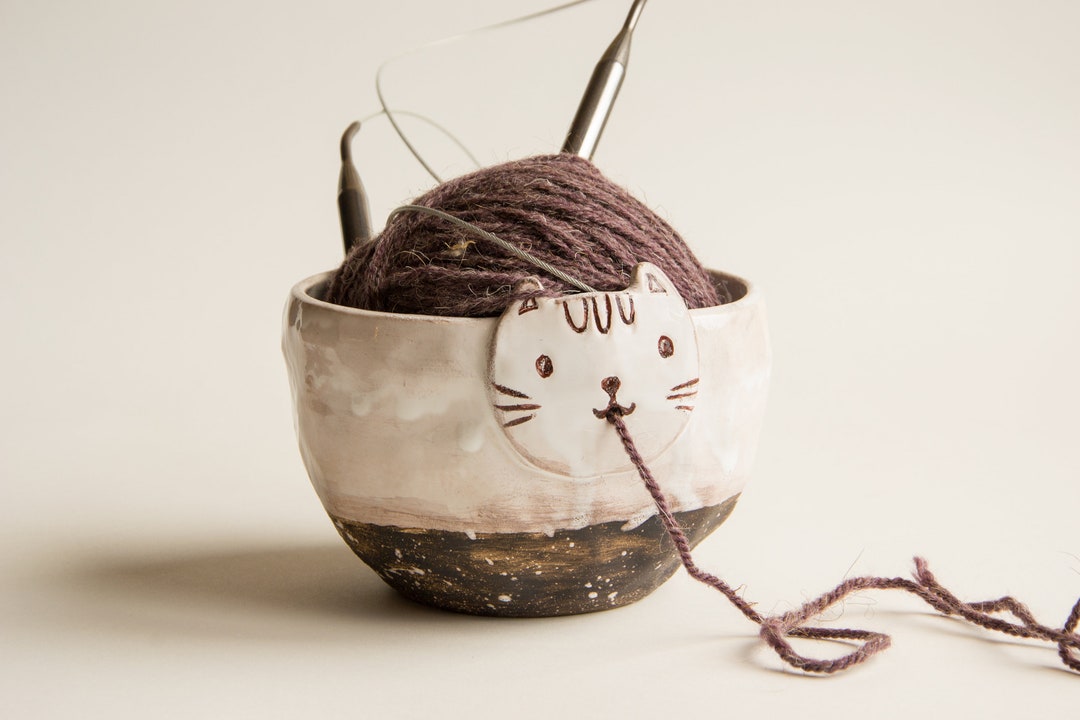Yarn Bowl Cat Yarn Holder Pottery Cute Handmade Gifts for Knitters