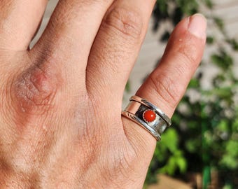 Solid 14k Gold Vintage Native American Navajo Opal Sugulite Ring Solid 14k Gold Vintage Native American Navajo Opal Sugulite Ring