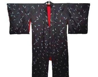 FREE SHIPPING!! Vintage Kimono Yukata Japanese Traditional Long Kimono Japanese Traditional Abstract Motif Nice design in black Colour