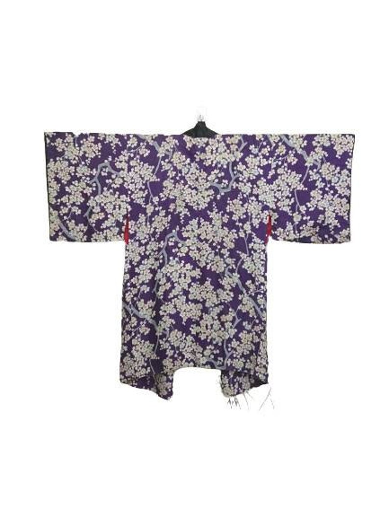 FREE SHIPPING! Vintage Kimono Haori Yukata Japanese Traditional Flower Motif Nice design in Purple Colour