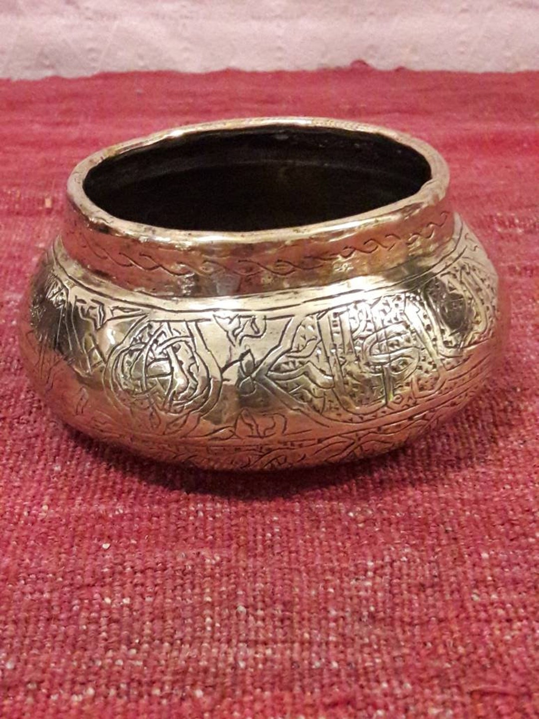 Bol oriental vintage miniature en métal à décor gravé - France