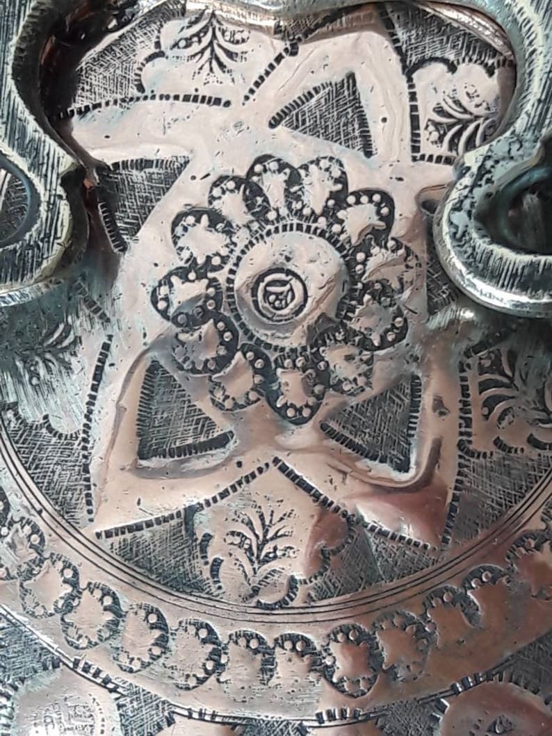 Round copper box from India Treasure box. Jewellery box