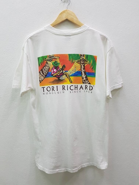 Vintage Tori Richard Honolulu Back Print T-shirts… - image 1