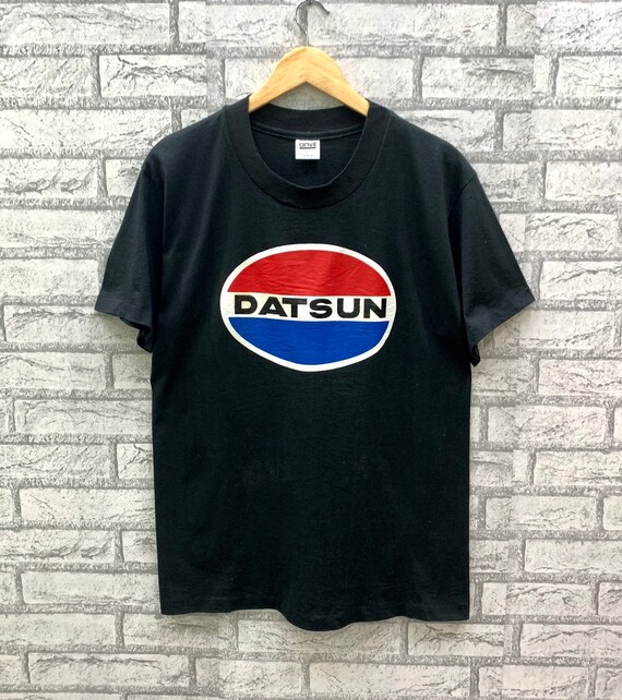 Vintage 90s Datsun Logo T-shirts