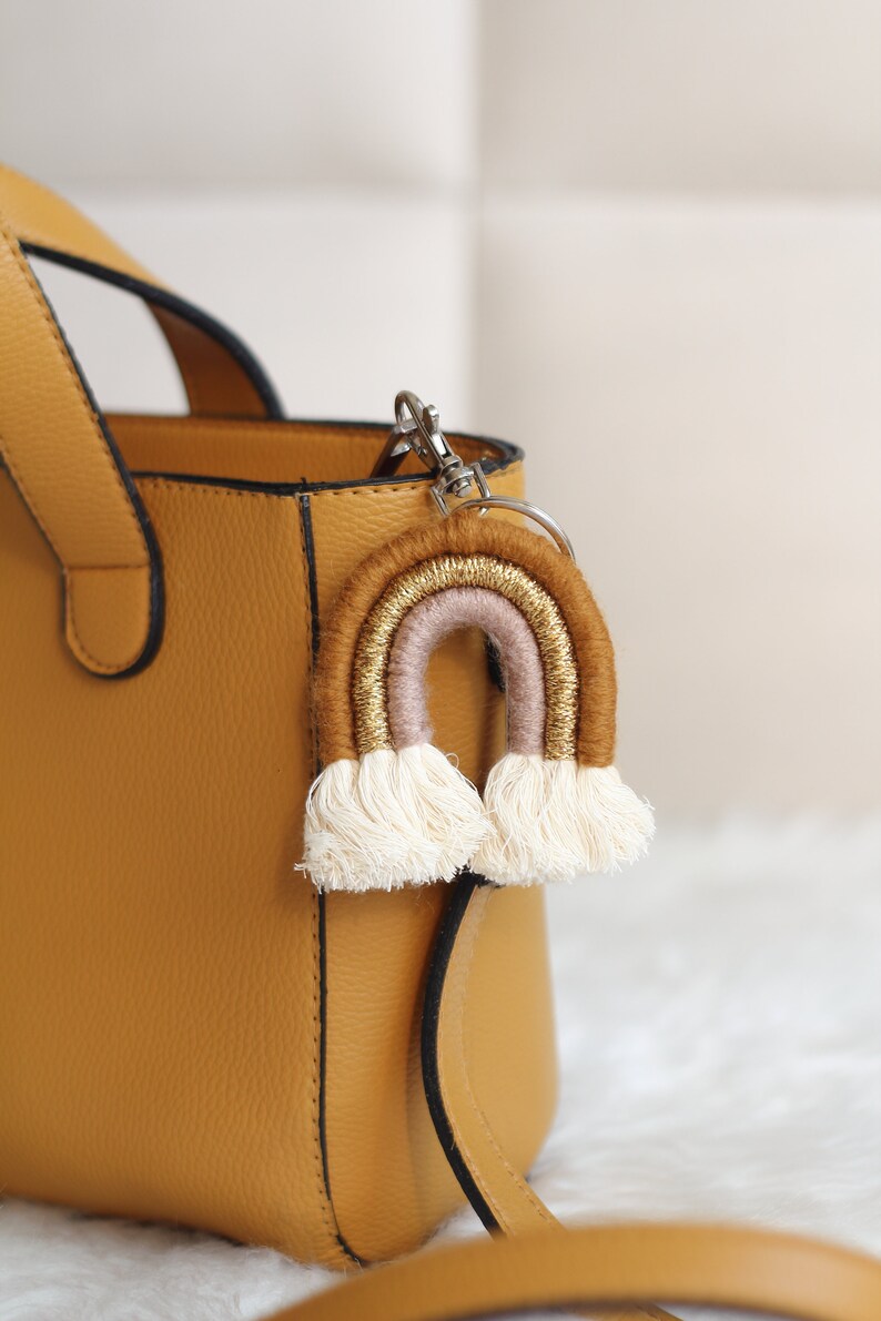 Macrame Bag Charm Rainbow Present School Bag Charm Backpack Tag Zipper Pull Handbag Charm Macrame Pendant Mini Rainbow Keychain