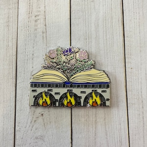 Midnight Pin - Bridge Pin