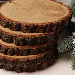 Holzscheiben Naturholzscheibe Rustikales Holz Rustikale Holzscheiben Holzscheibe Dekor Baumscheibe Holzscheibe mit Rinde Rustikale Hochzeitsdekore