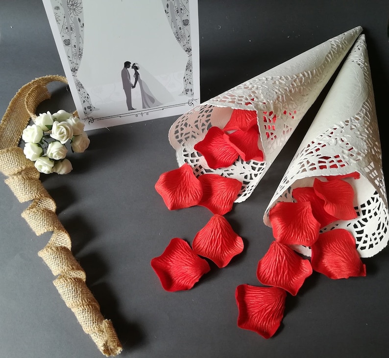 50 Wedding Confetti Cones. Cones for Confetti. Wedding petal cones Confetti,Wedding cones,Paper Cones,Vintage wedding,lace paper image 2