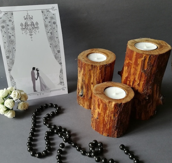 Rustikale Kerzenhalter. Kerzenständer aus Holz. Holz Kerzenhalter. Holz Kerzenhalter.Holz Teelichthalter.Holz Teelichthalter