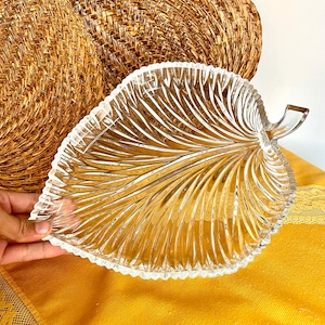 Vintage Mikasa Crystal Leaf Serving Bowl.  STUNNING.