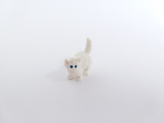 Tiny Sitting Kitten Miniature 1:24 G Scale Hand Painted Resin 