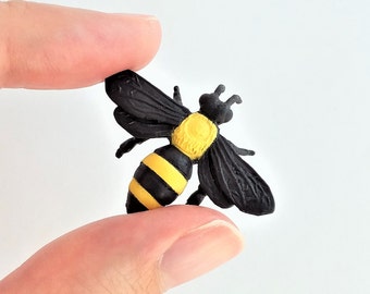 Bee Figurine - Soft Plastic Honeybee for Fairy Garden, Diorama, or Terrarium - Realistic Insect - Life Size Bug Toy - Large Honey Bee Figure