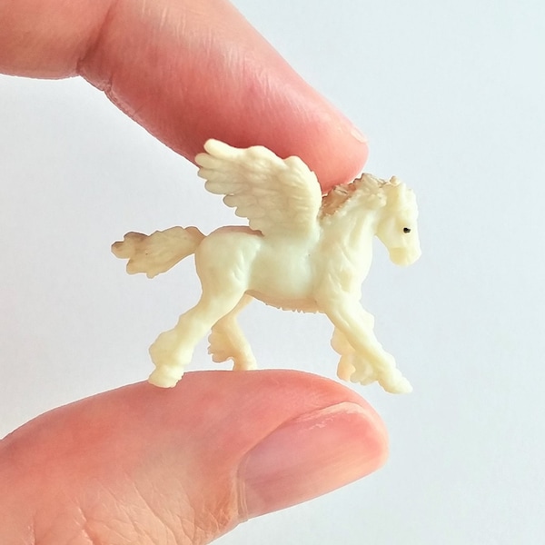 Tiny Pegasus Figurine - Soft Plastic Animal for Fairy Garden, Diorama, or Terrarium - Realistic Miniature Fantasy Figure - Faerie Horse