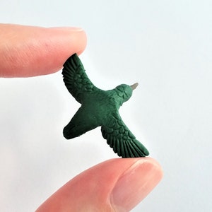 Tiny Hummingbird Figurine - Soft Plastic Bird for Fairy Garden, Diorama, or Terrarium - Realistic Miniature Humming Bird Figure - Mini Toy