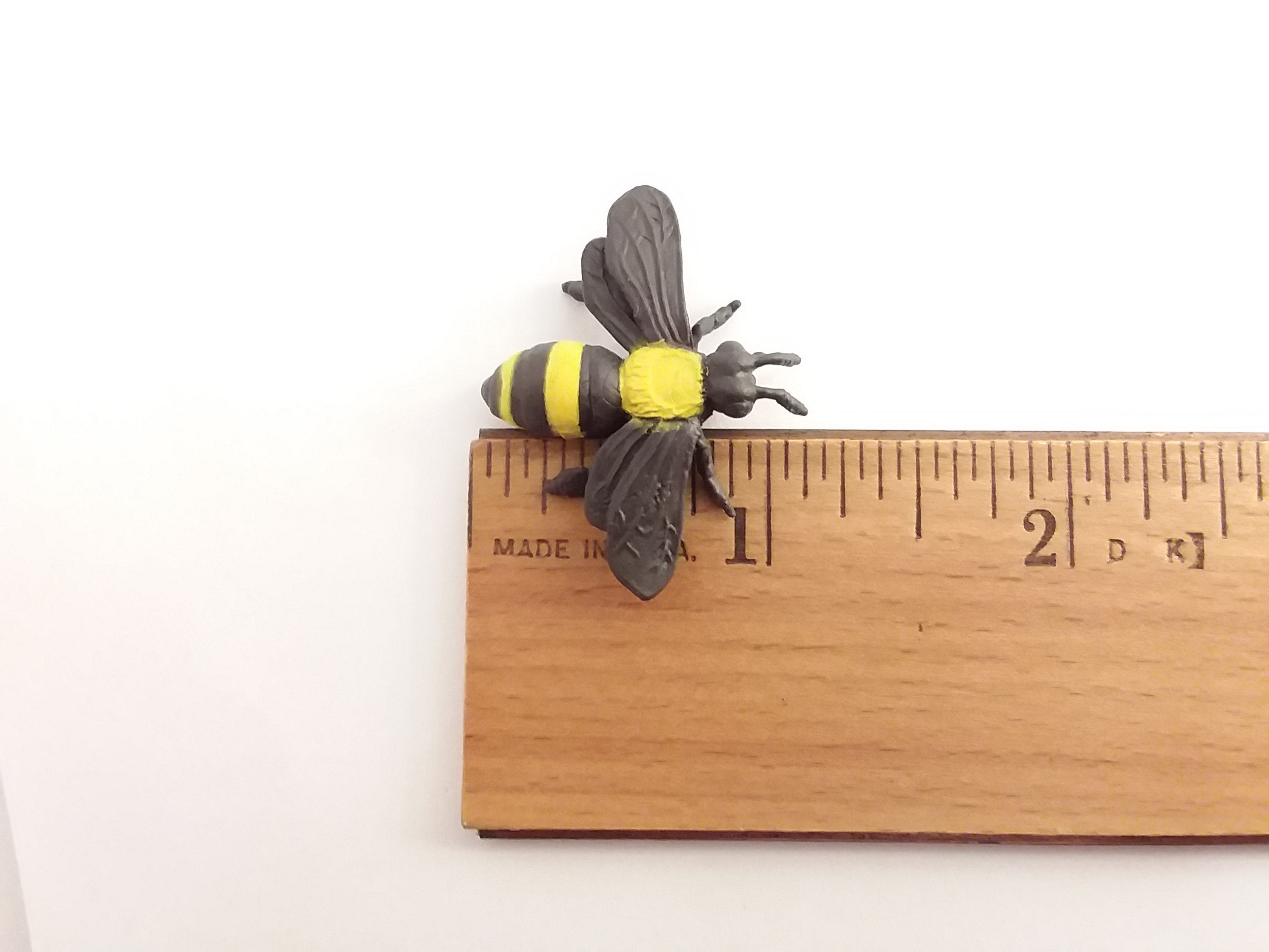 Bee Figurine Soft Plastic Honeybee for Fairy Garden, Diorama, or Terrarium  Realistic Insect Life Size Bug Toy Large Honey Bee Figure 