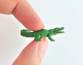 Tiny Alligator Figurine - Soft Plastic Gator for Fairy Garden, Diorama, or Terrarium - Realistic Miniature River Crocodile - Mini Figurine