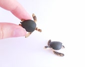 Tiny Sea Turtle Figurine - Soft Plastic Animal for Diorama or Aquarium - Realistic Miniature Sea Creature - Tropical Ocean Turtle