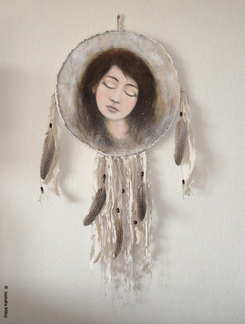 Grande Peinture Ronde/Inspiration Attrape Rêves ou Mandala Amérindien Portrait Femme Plumes Lin Boho