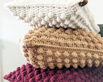 Handgemaakt gehaakt bobbelkussen | Huisdecoratie met textuur