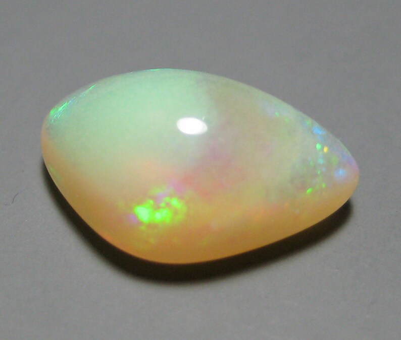 15x9mm Welo Opal Cabochon from Ethiopia