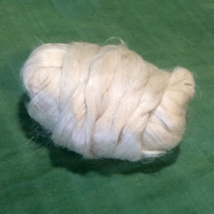 Hemp Roving 4 oz | Long Staple Hemp | Vintage Hemp Roving | Soft Hemp Fiber | Hemp Spinning Fiber | Doll Hair Wigmaking | Natural Unbleached
