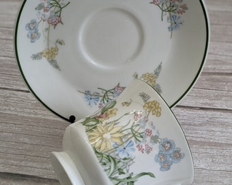 Royal Albert Spring Dawn Floral New Romance Teetasse und Untertasse Set, feminines feines Knochenporzellan, England, Sammlerstück, Dekor, Geschenk