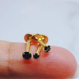 16G Gold Black CZ Piercing Stud ‣Tiny Stud ‣Black CZ ‣Tragus Helix Cartilage Piercing ‣ Flat back labret ‣ Internally Threaded ‣ Monroe Stud
