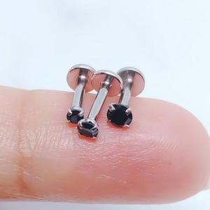 16G SilverTiny Piercing Stud ‣ Tiny Stud ‣ Black CZ ‣Tragus Helix Cartilage Piercing ‣ Flat back labret ‣ Internally Threaded ‣ Monroe Stud