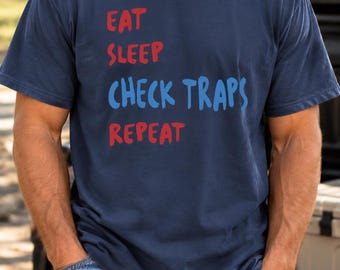 Camiseta "Comer, dormir, revisar trampas, repetir"