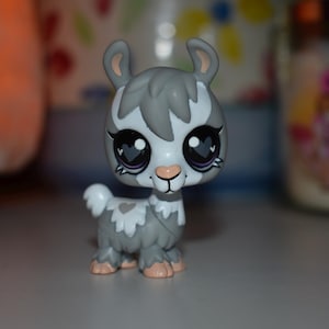 ooak lps eye repaint - hand painted alpaca