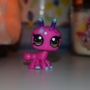 ooak lps eye repaint - hand painted ant