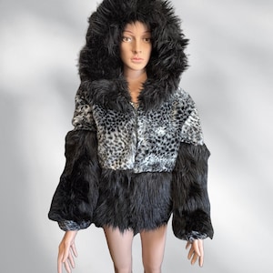 Black Leopard Faux Fur Zipper Jacket| Festival coat | Rave Burning Man unisex : Xtra Small