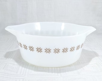 Pyrex Town and Country 475 Casserole, no lid