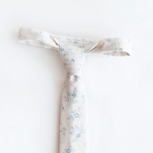 Blueberry Hill Floral Necktie