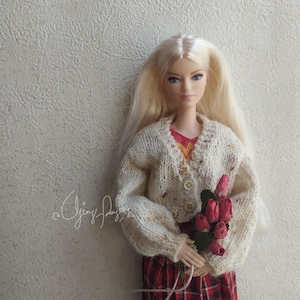 Knitting Pattern: Balloon Cardigan for 1/6 fashion doll female PDF