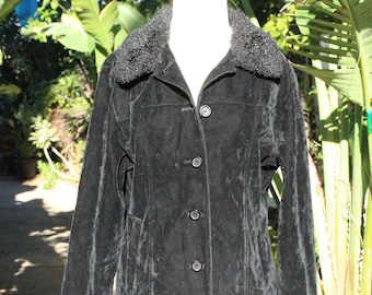 Vintage 80s Womens Black Velvet Jacket w/ Faux Fur Collar (Vintage / Fashion Art / 80s)