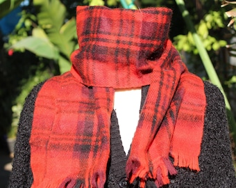 Classic Red / Purple / Black Plaid Scarf (Vintage / 80s)